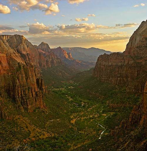 Zion NP.   Photo: David Iliff