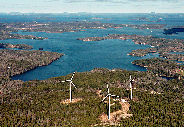 Fox Islands Windfarm, Vinalhaven (courtesy Bangor Daily News)